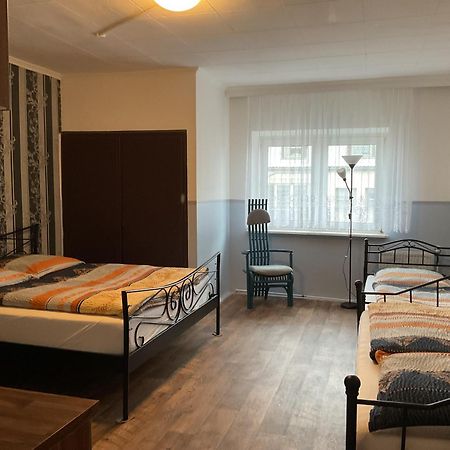 Pension&Hostel Anna - Monteurzimmer มิวนิก ภายนอก รูปภาพ