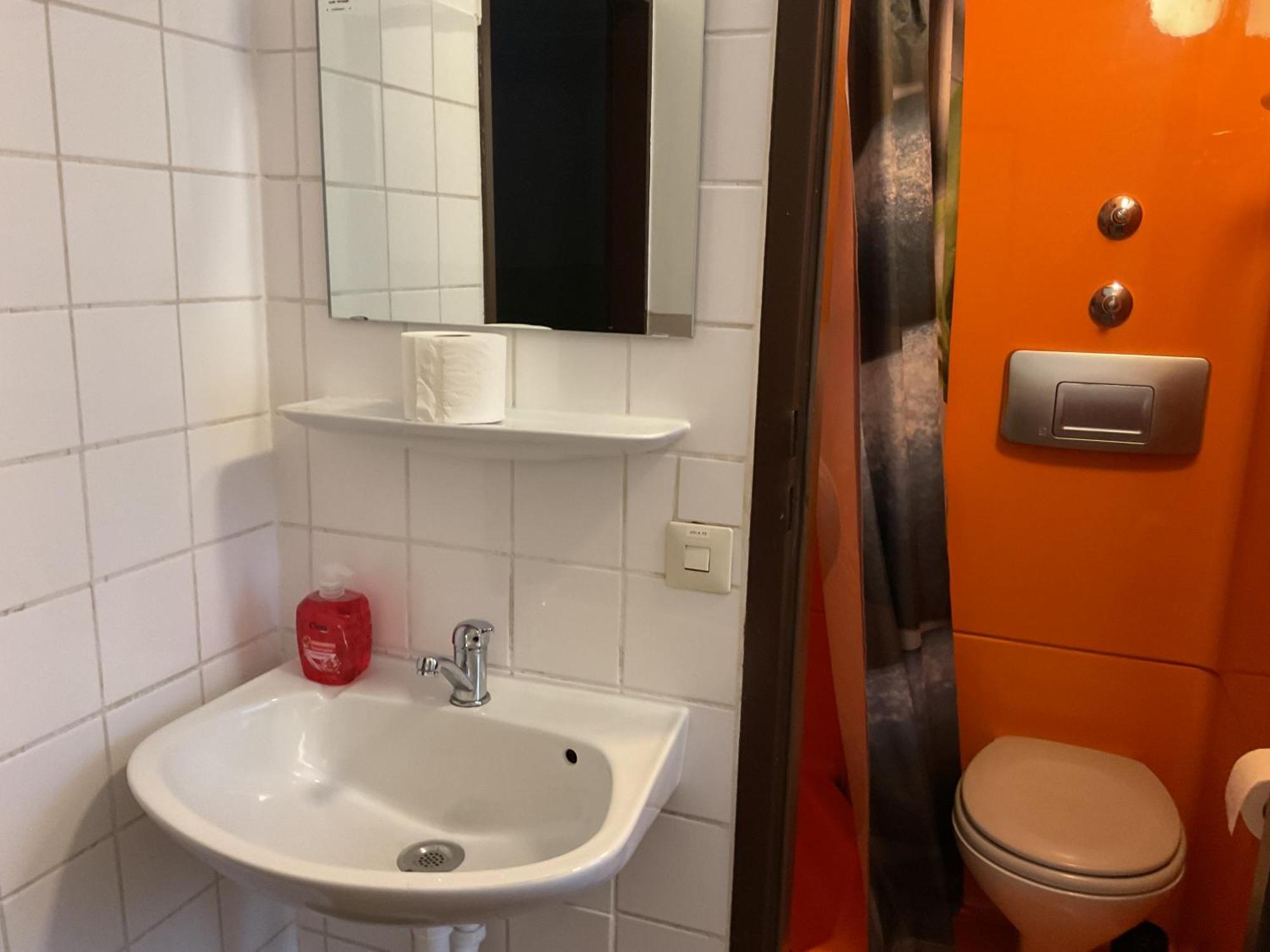 Pension&Hostel Anna - Monteurzimmer มิวนิก ภายนอก รูปภาพ