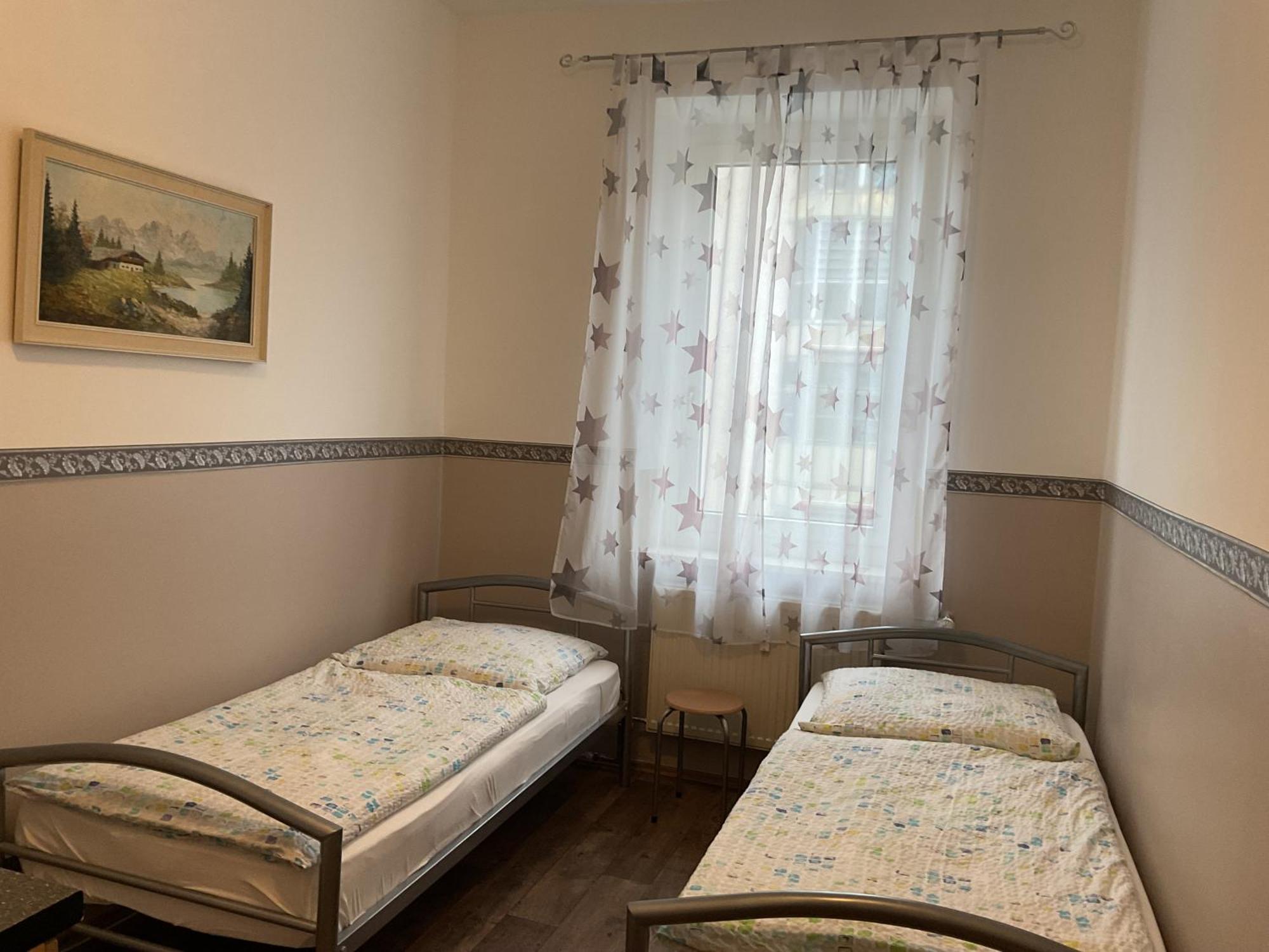 Pension&Hostel Anna - Monteurzimmer มิวนิก ภายนอก รูปภาพ