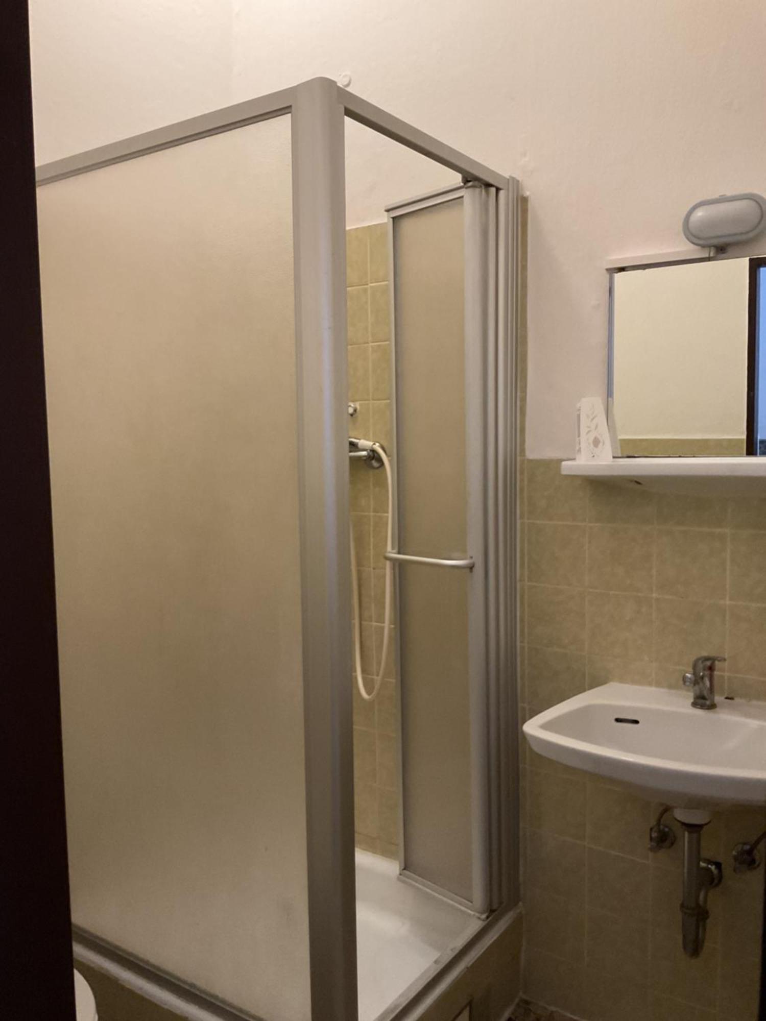 Pension&Hostel Anna - Monteurzimmer มิวนิก ภายนอก รูปภาพ