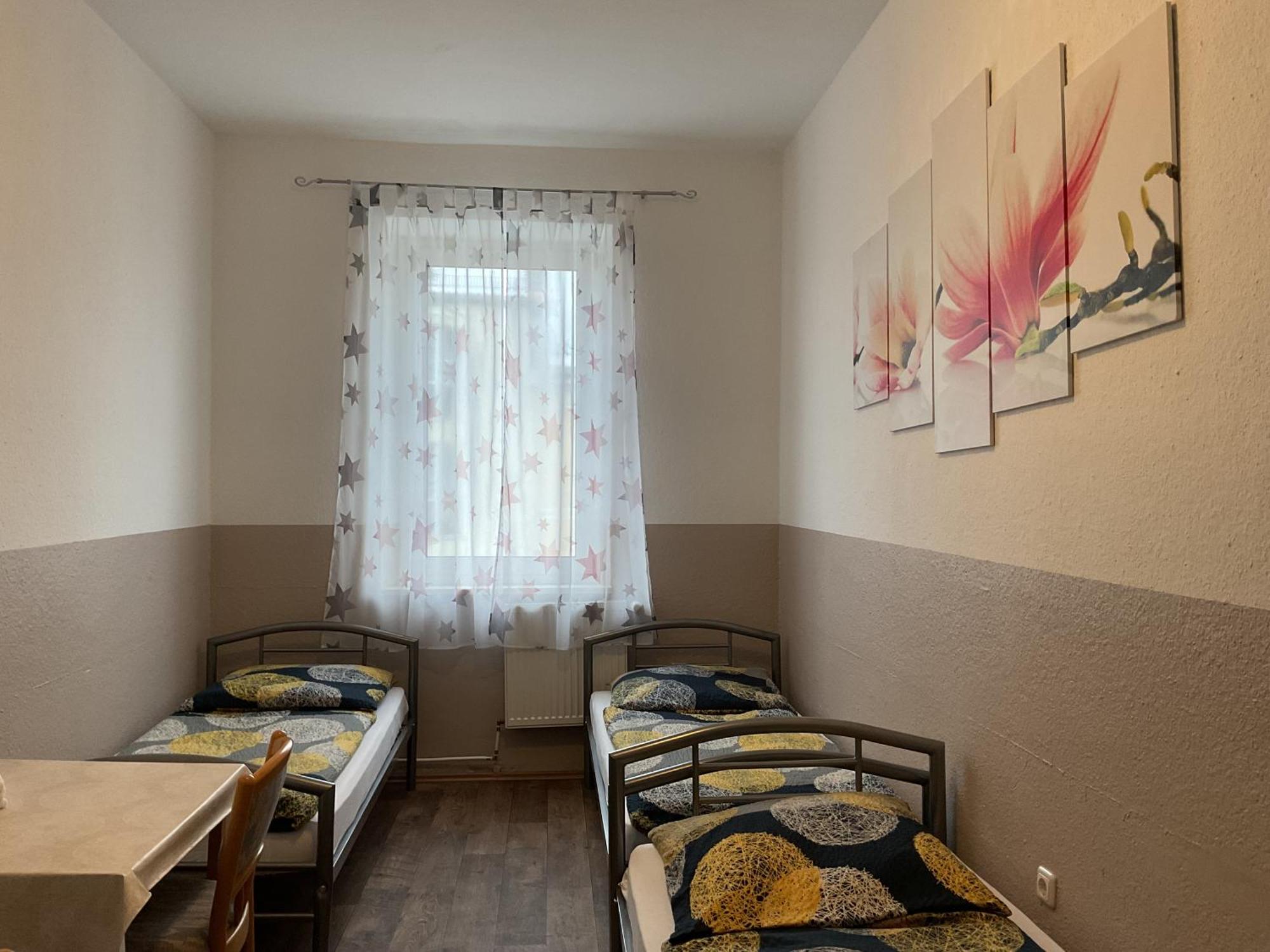 Pension&Hostel Anna - Monteurzimmer มิวนิก ภายนอก รูปภาพ