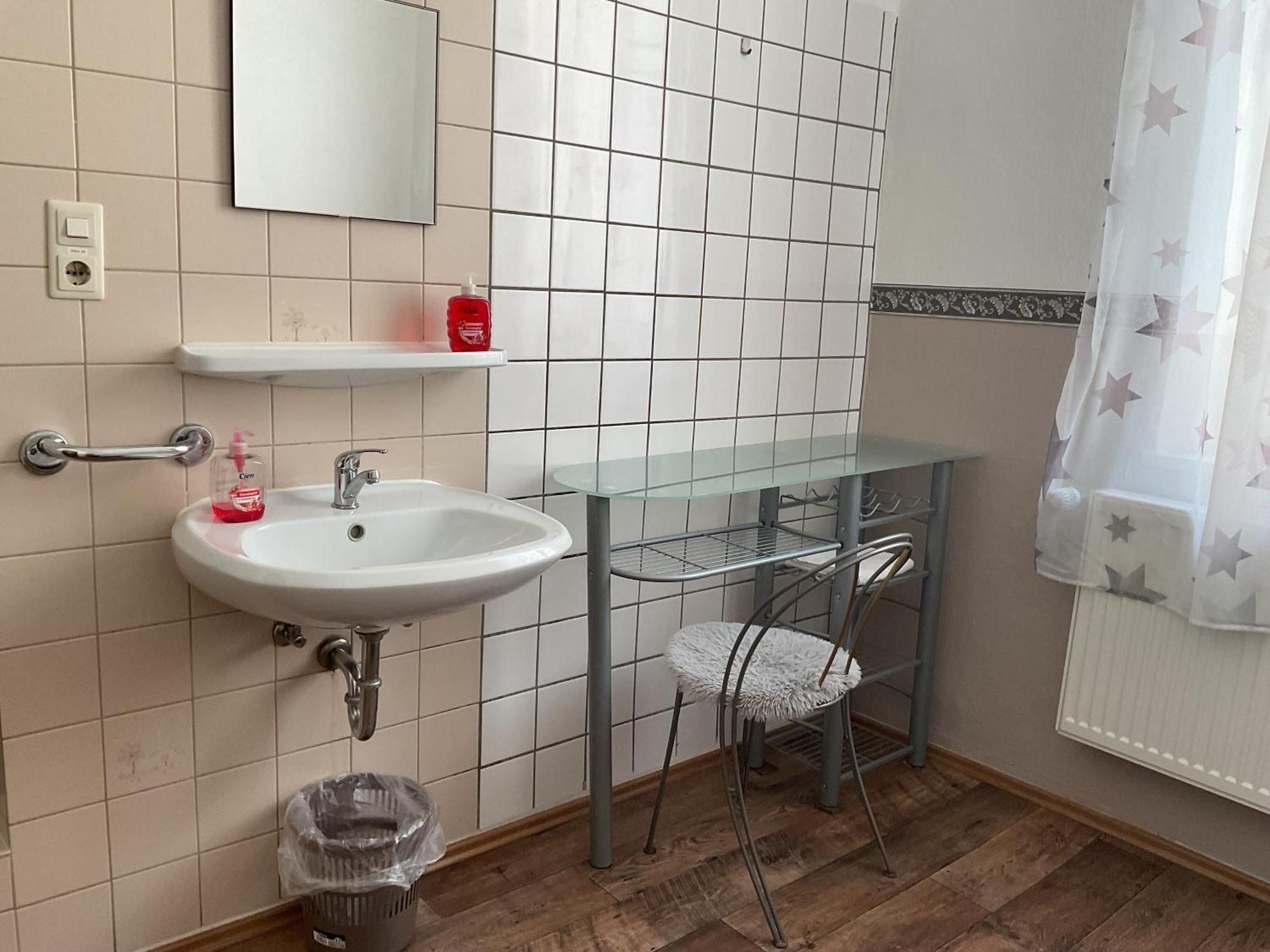 Pension&Hostel Anna - Monteurzimmer มิวนิก ภายนอก รูปภาพ